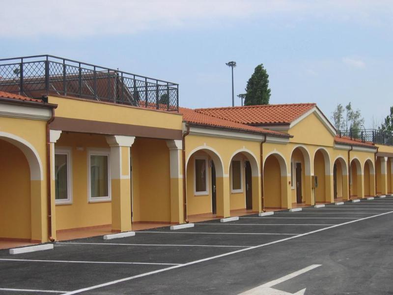 Autohotel Venezia Mirano Esterno foto