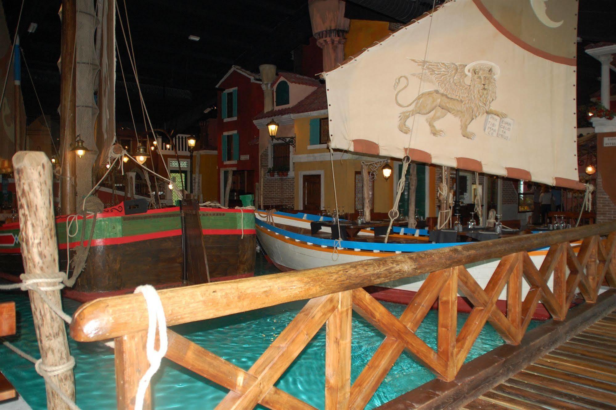 Autohotel Venezia Mirano Esterno foto