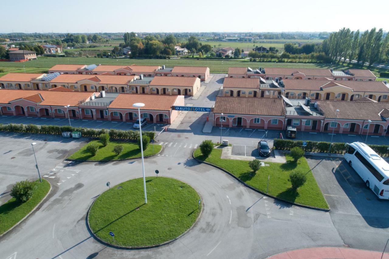 Autohotel Venezia Mirano Esterno foto
